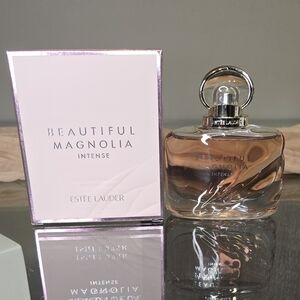 Estee Lauder Beautiful Magnolia Intense 1.7 Oz